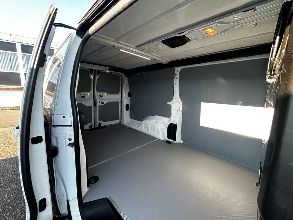 Peugeot Expert 2,0 BlueHDi 177 L3 Ultimate EAT8 Van