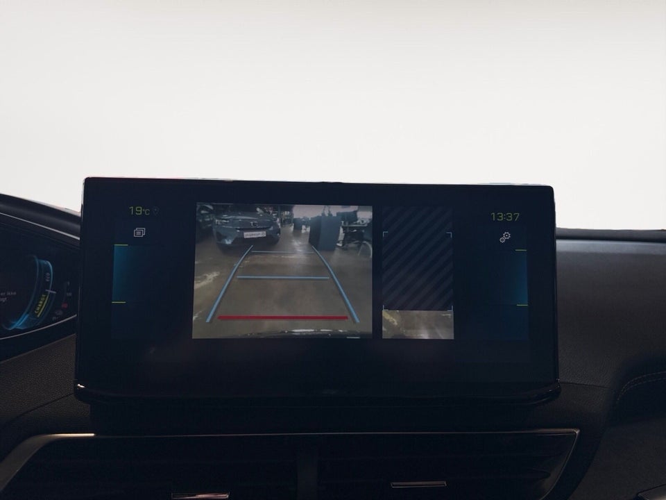 Peugeot 3008 1,6 Hybrid First GT EAT8 5d