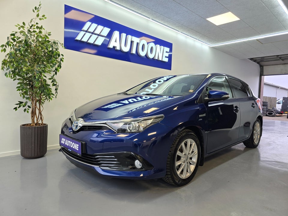 Toyota Auris 1,8 Hybrid H2 Comfort CVT 5d