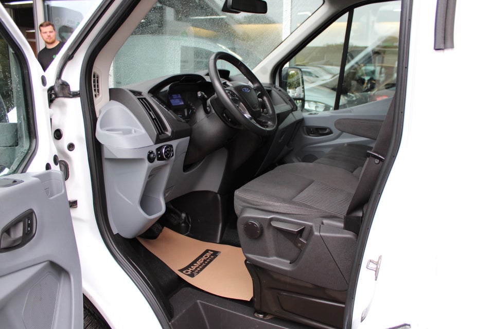 Ford Transit 350 L2 Van 2,2 TDCi 155 Trend H3 FWD