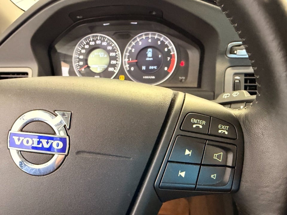 Volvo V70 1,6 T4 180 aut. 5d