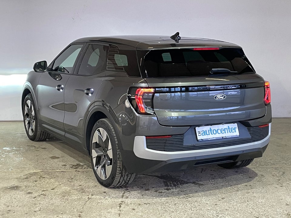 Ford Explorer 82 Premium Extended Range 5d