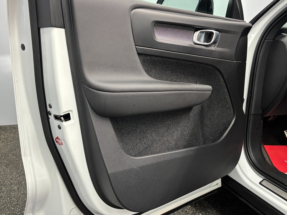 Volvo XC40 1,5 T5 ReCharge R-Design aut. 5d