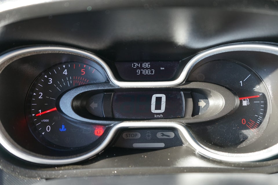 Renault Trafic T29 2,0 dCi 145 L2 Chassis