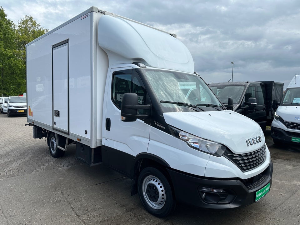 Iveco Daily 2,3 35S14 Alukasse m/lift AG8 2d