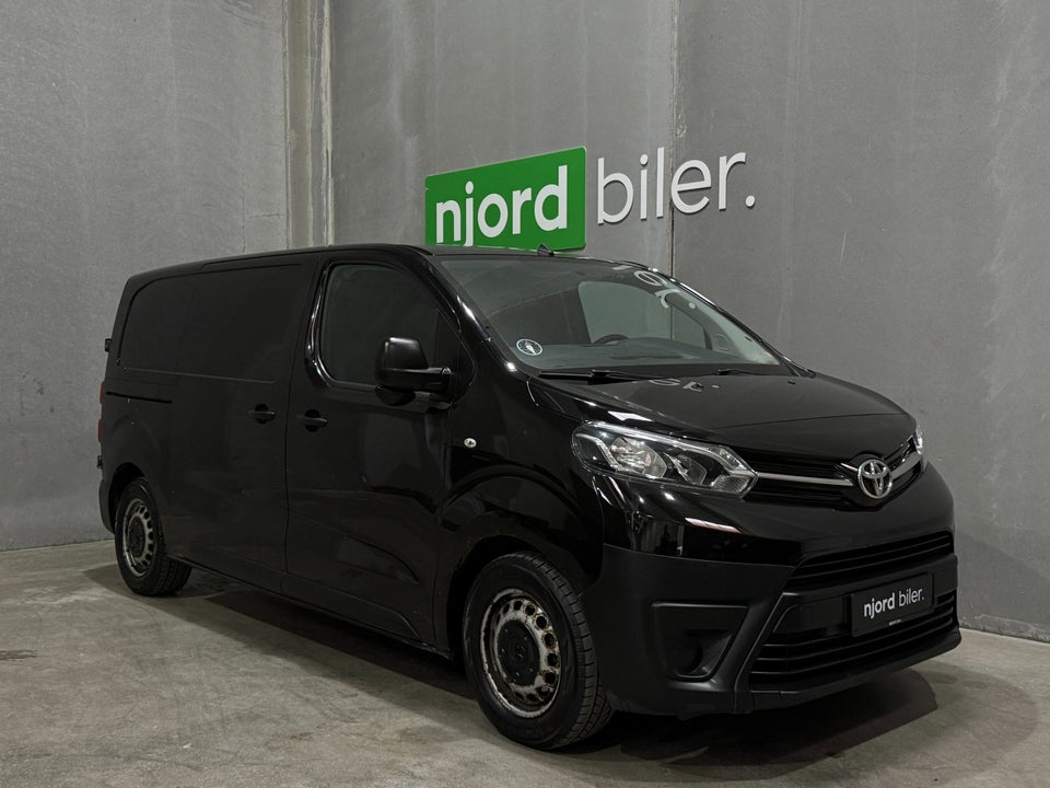 Toyota ProAce 1,6 D 95 Medium Comfort 5d