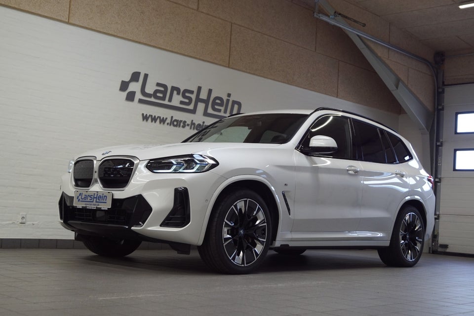 BMW iX3 Charged Plus M-Sport 5d