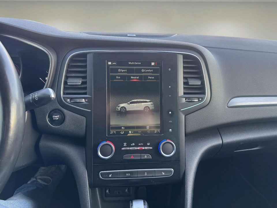 Renault Megane IV 1,3 TCe 140 Bose Edition Sport Tourer EDC 5d