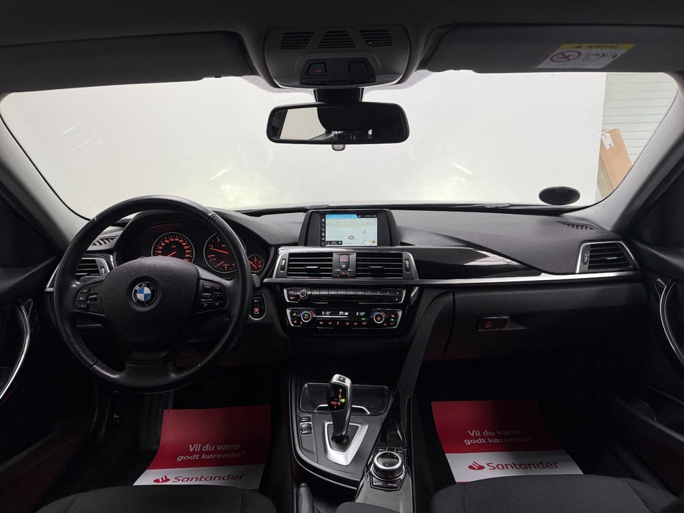 BMW 320d 2,0 Touring aut. 5d