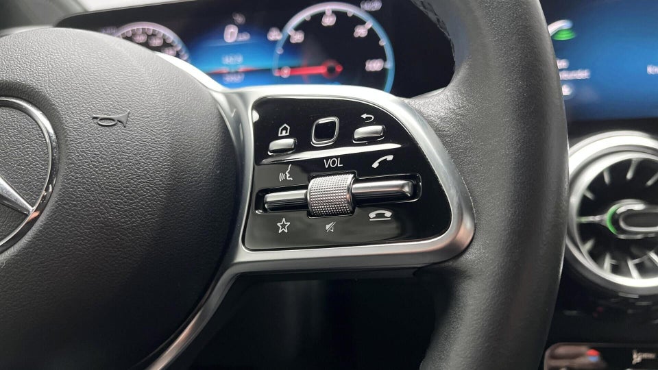 Mercedes EQA250+ Progressive 5d