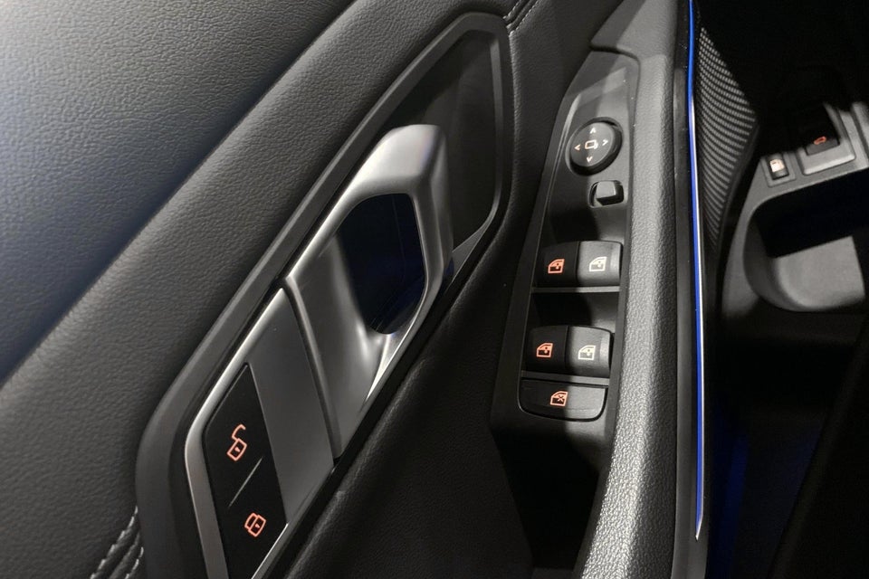 BMW 330e 2,0 Touring Sport Line aut. 5d