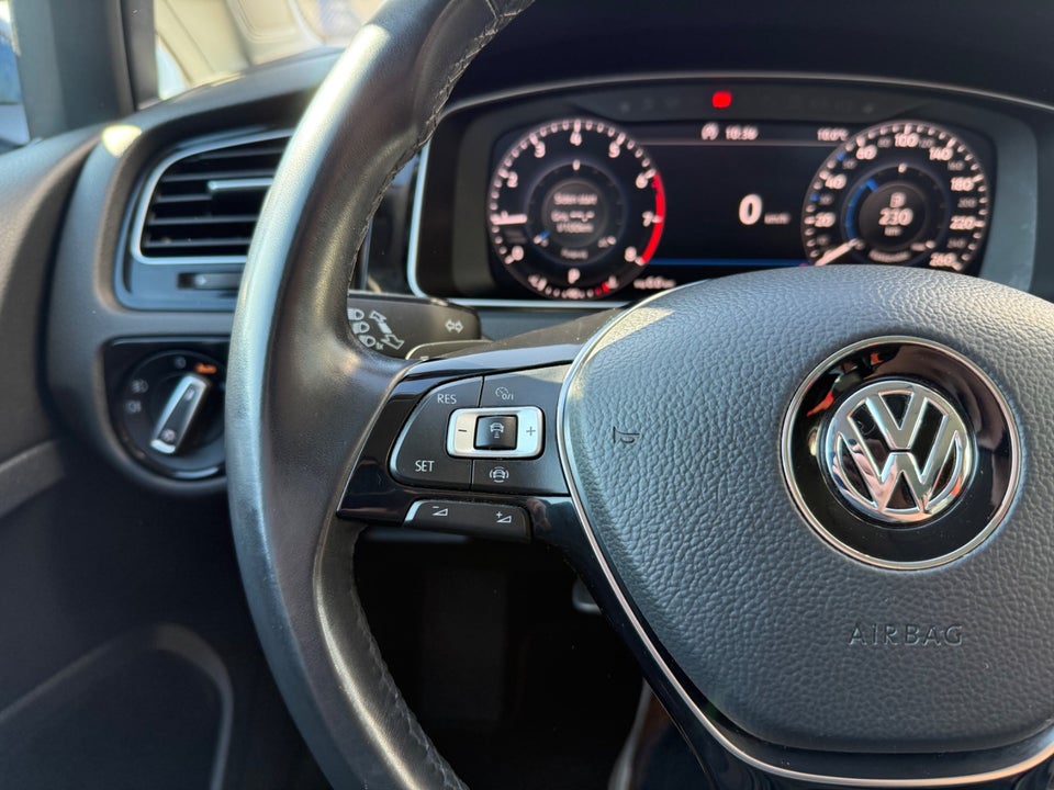 VW Golf VII 1,5 TSi 150 Highline Connect Variant DSG 5d