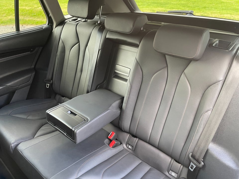 Skoda Enyaq 80 iV Plus Suite 5d