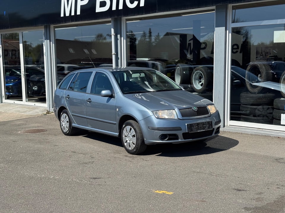 Skoda Fabia 1,2 12V Ambiente Combi 5d