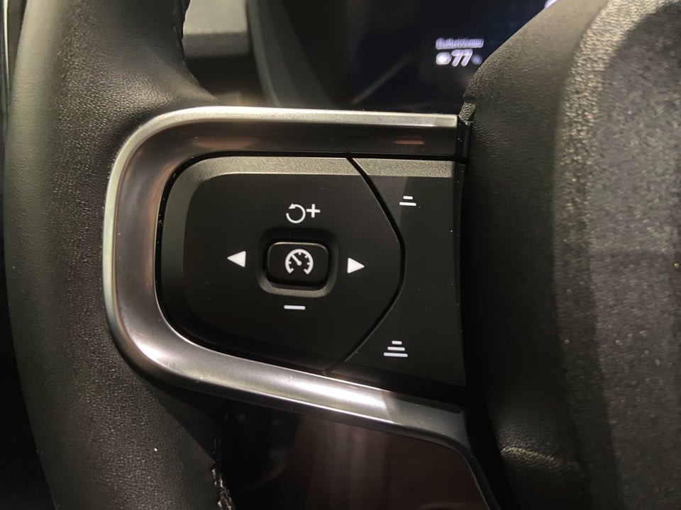 Volvo XC40 P6 ReCharge Plus 5d