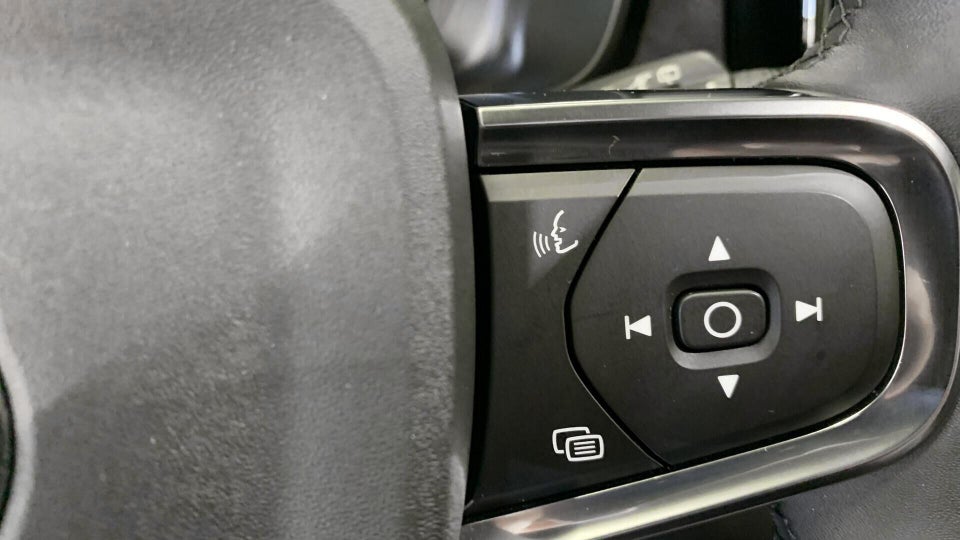 Volvo XC40 P6 ReCharge Core 5d