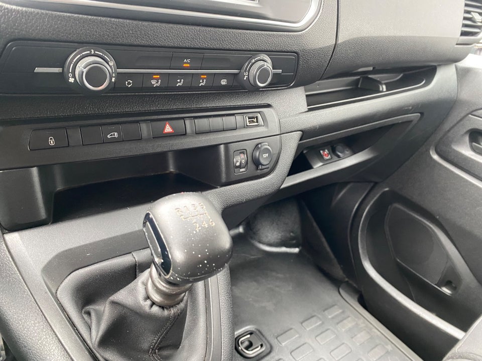 Peugeot Expert 2,0 BlueHDi 144 L3 Plus Van