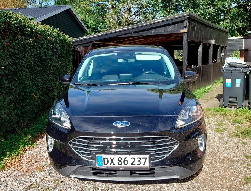 Ford Kuga 2,5 PHEV Titanium CVT 5d