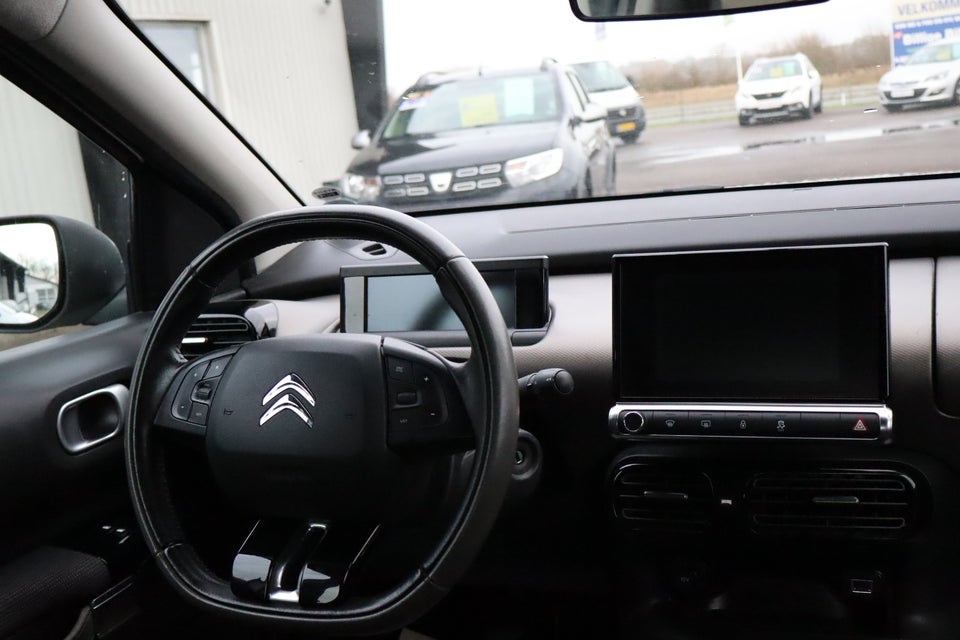 Citroën C4 Cactus 1,2 PureTech 110 Shine 5d