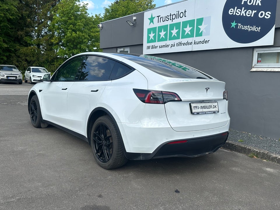 Tesla Model Y Long Range AWD 5d