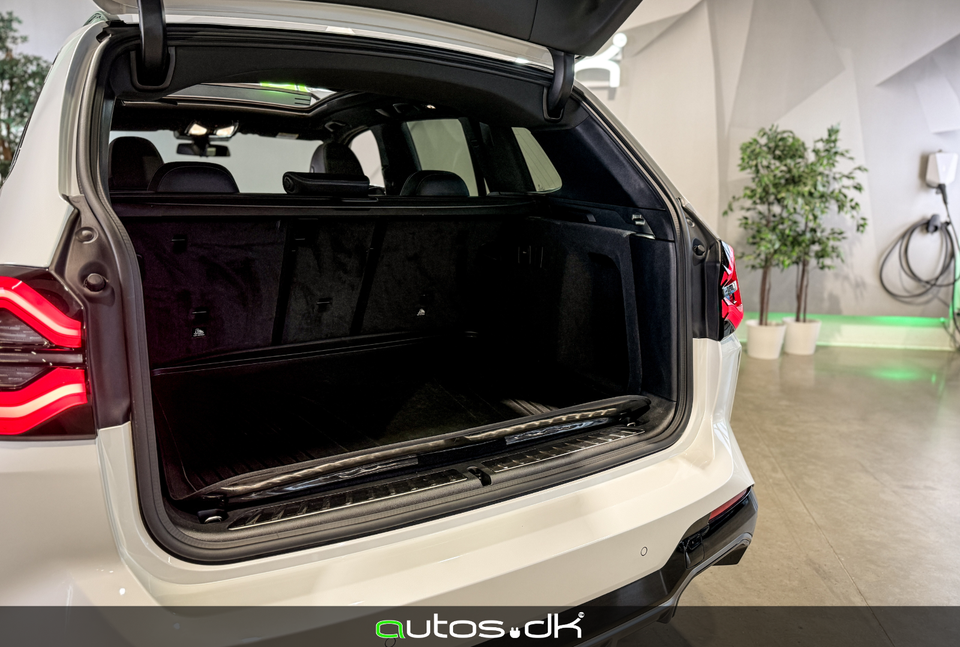 BMW iX3 Charged M-Sport 5d