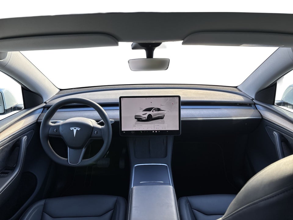 Tesla Model Y Long Range AWD 5d