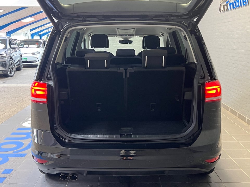 VW Touran 2,0 TDi 150 Highline DSG 7prs 5d