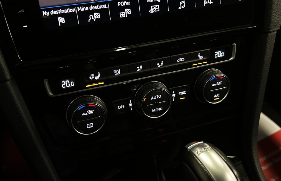 VW Golf VII 1,5 TSi 150 Highline Variant DSG 5d
