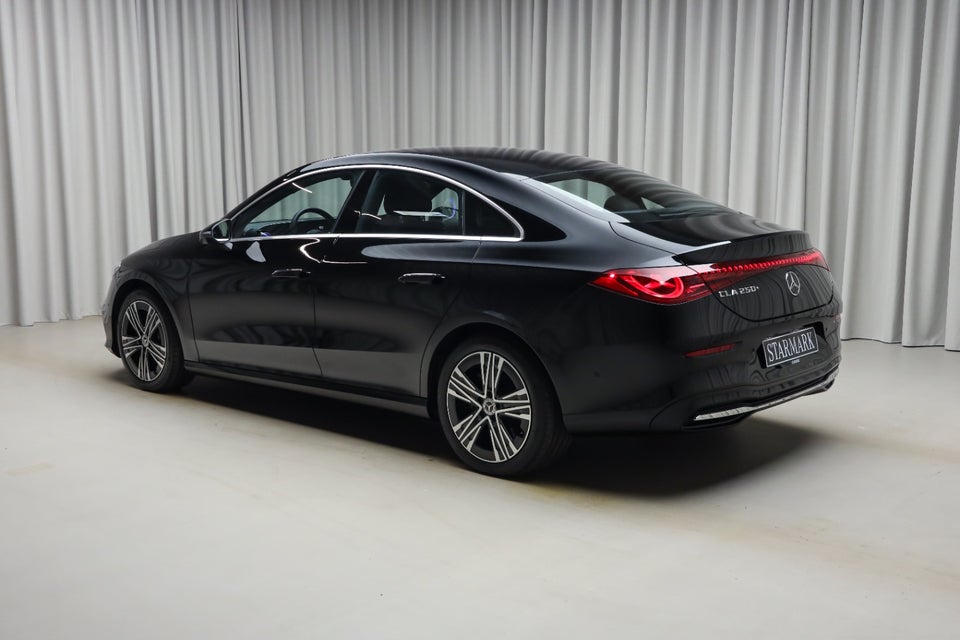 Mercedes CLA250+ electric Progressive Premium 4d