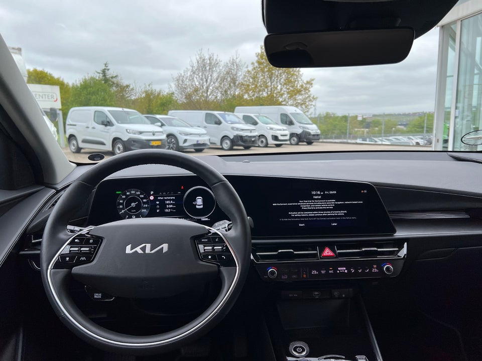 Kia Niro 64 EV Prestige 5d