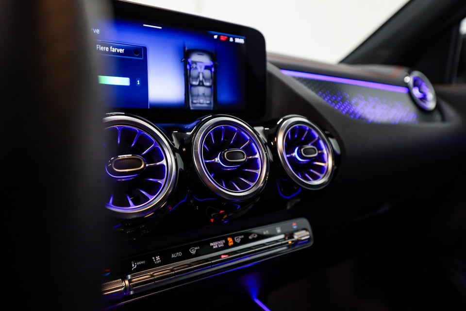 Mercedes EQA350 AMG Advance 4Matic 5d