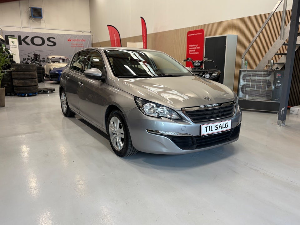 Peugeot 308 1,6 THP 125 Allure 5d