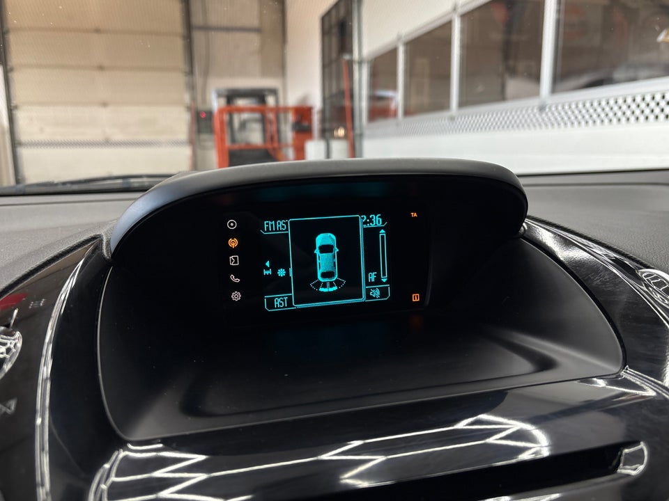 Ford B-MAX 1,0 SCTi 100 Titanium 5d