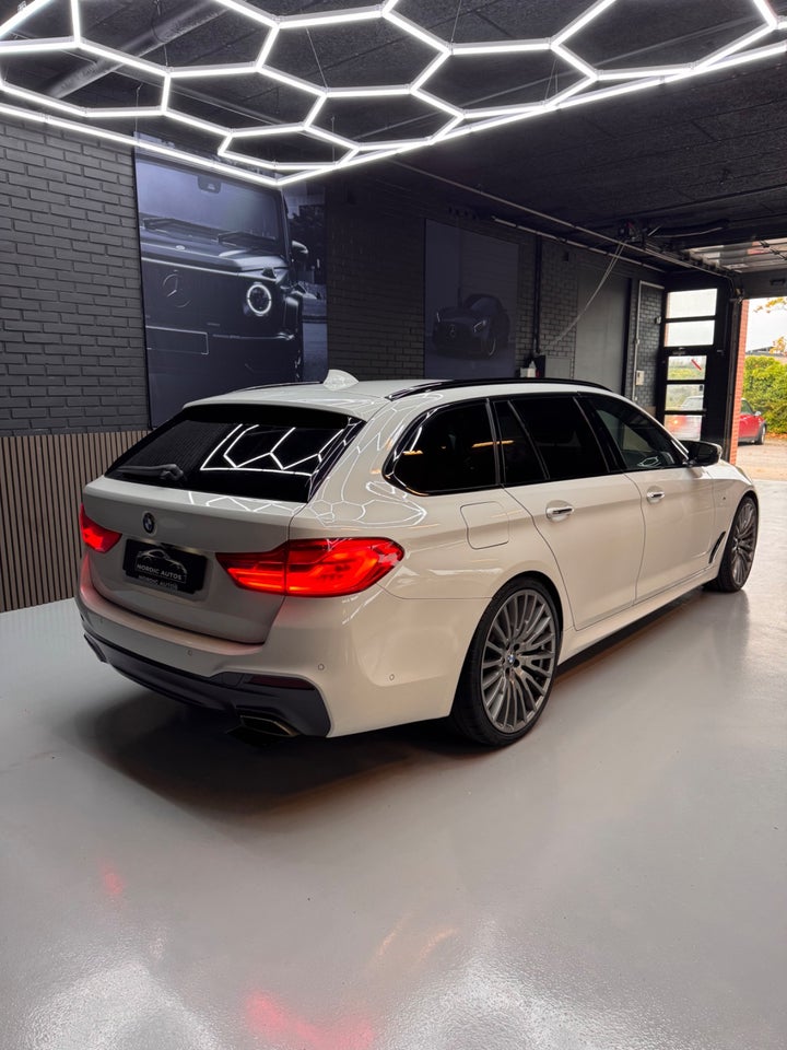 BMW 530d 3,0 Touring M-Sport aut. 5d