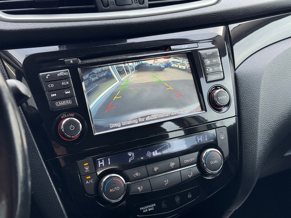 Nissan Qashqai 1,6 Dig-T 163 Acenta 5d