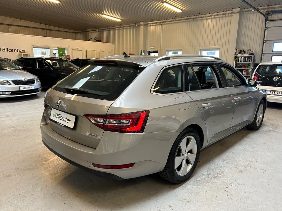 Skoda Superb 1,5 TSi 150 Business Executive Combi DSG 5d