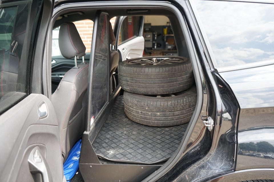 Ford Kuga 2,0 TDCi 120 ST-Line aut. Van 5d
