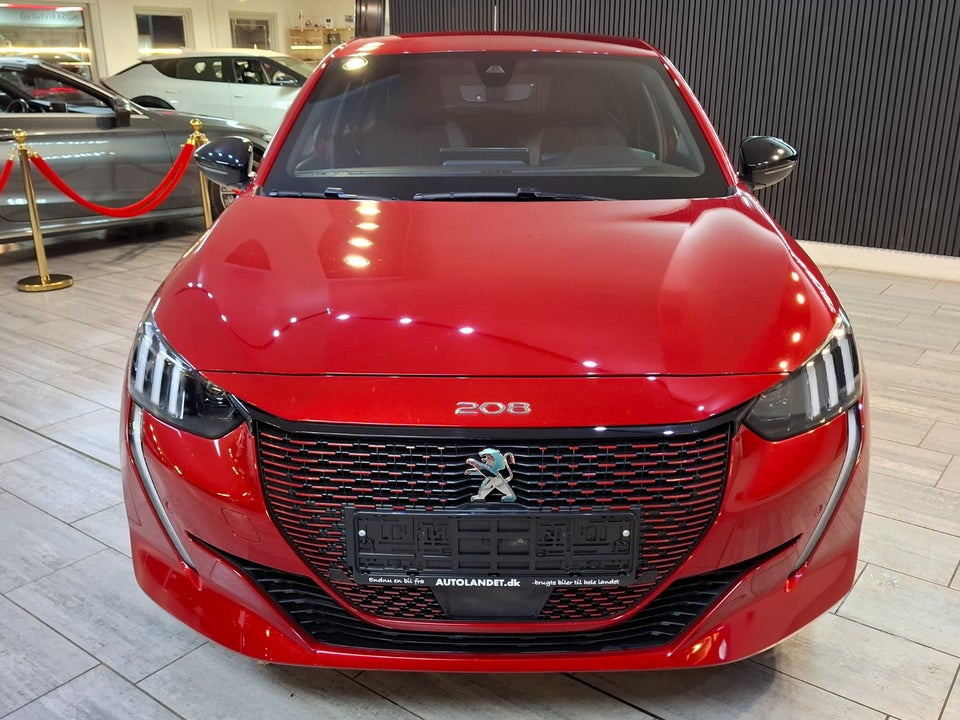 Peugeot e-208 50 GT 5d