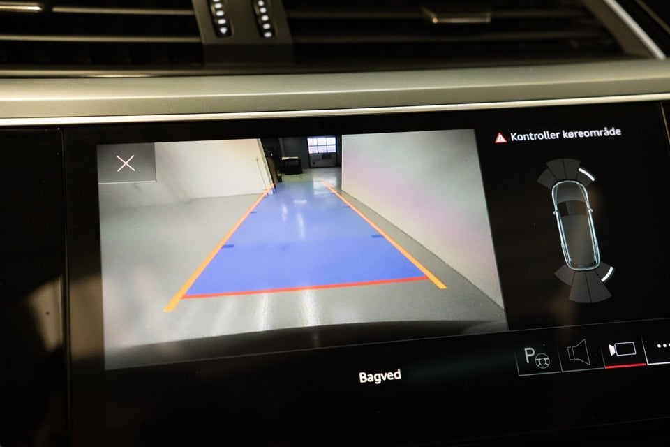 Audi e-tron 50 quattro 5d