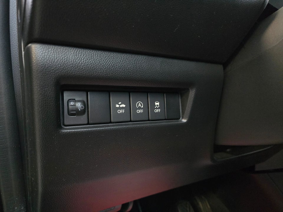 Suzuki Swift 1,2 mHybrid Action Star 5d