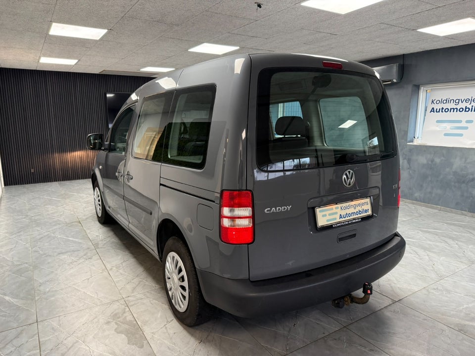 VW Caddy 1,2 TSi 85 Trendline 5d