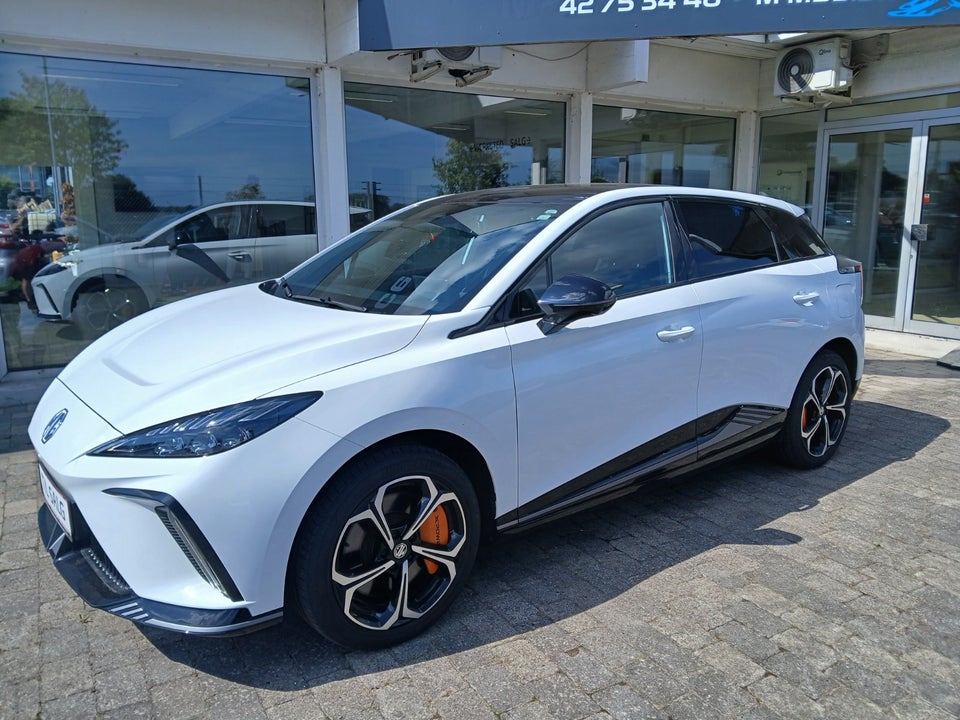 MG MG4 64 XPower 5d