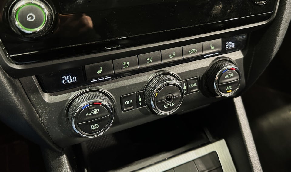 Skoda Octavia 1,8 TSi 180 Elegance DSG 5d