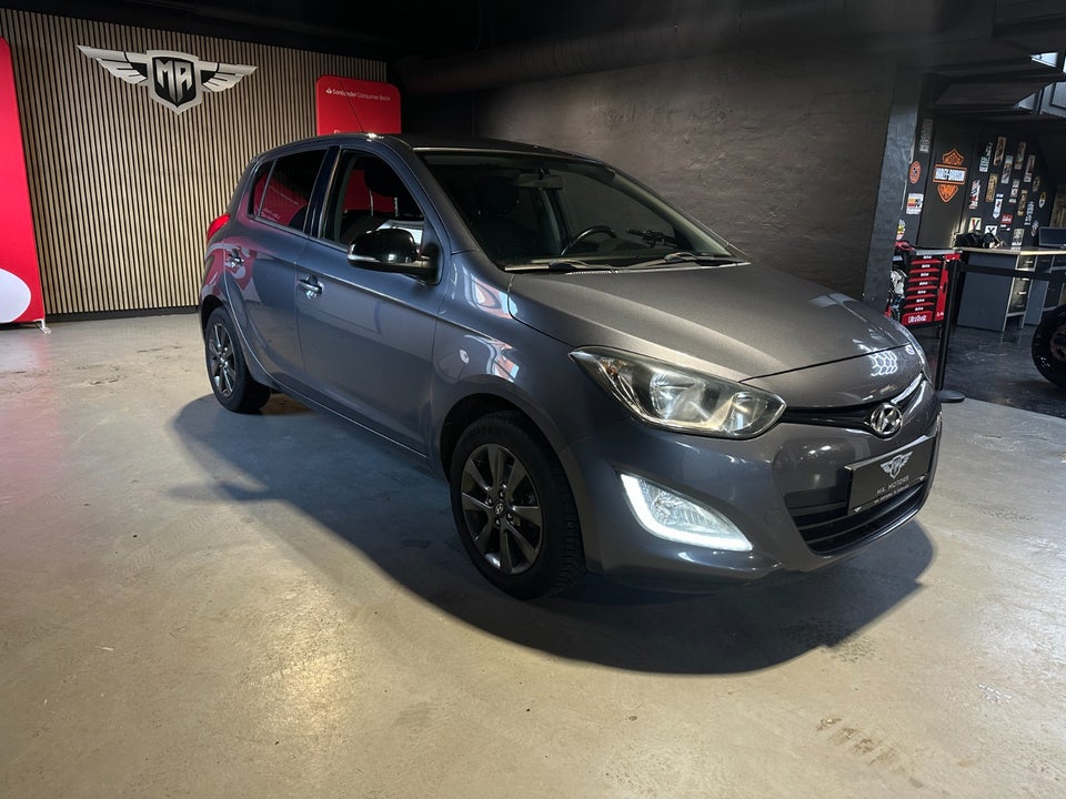 Hyundai i20 1,25 Classic XTR 5d
