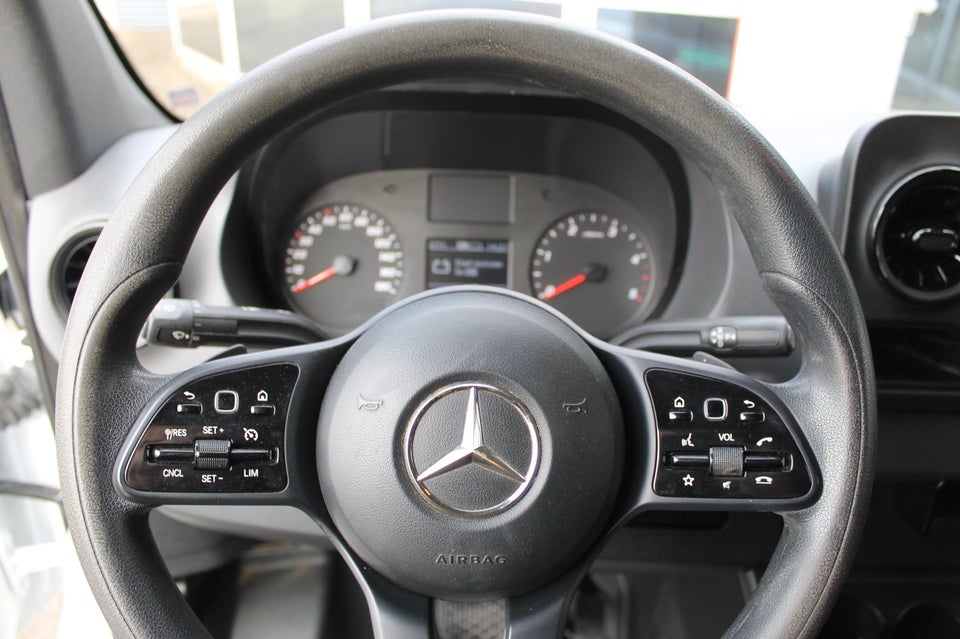 Mercedes Sprinter 316 2,2 CDi A2 Kassevogn aut. RWD