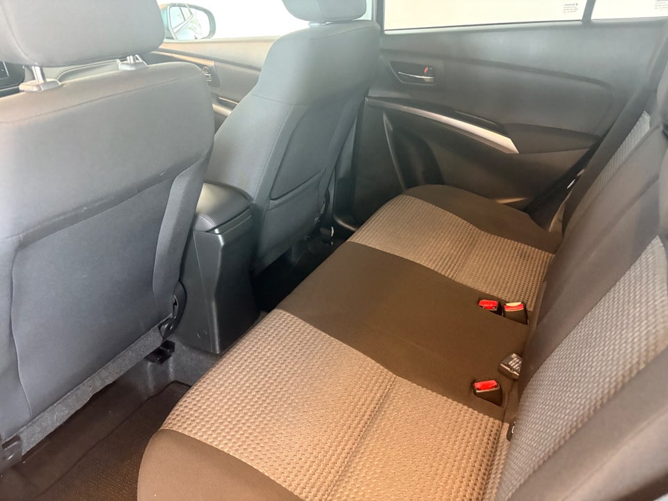 Suzuki S-Cross 1,5 S-Hybrid Active AGS 5d