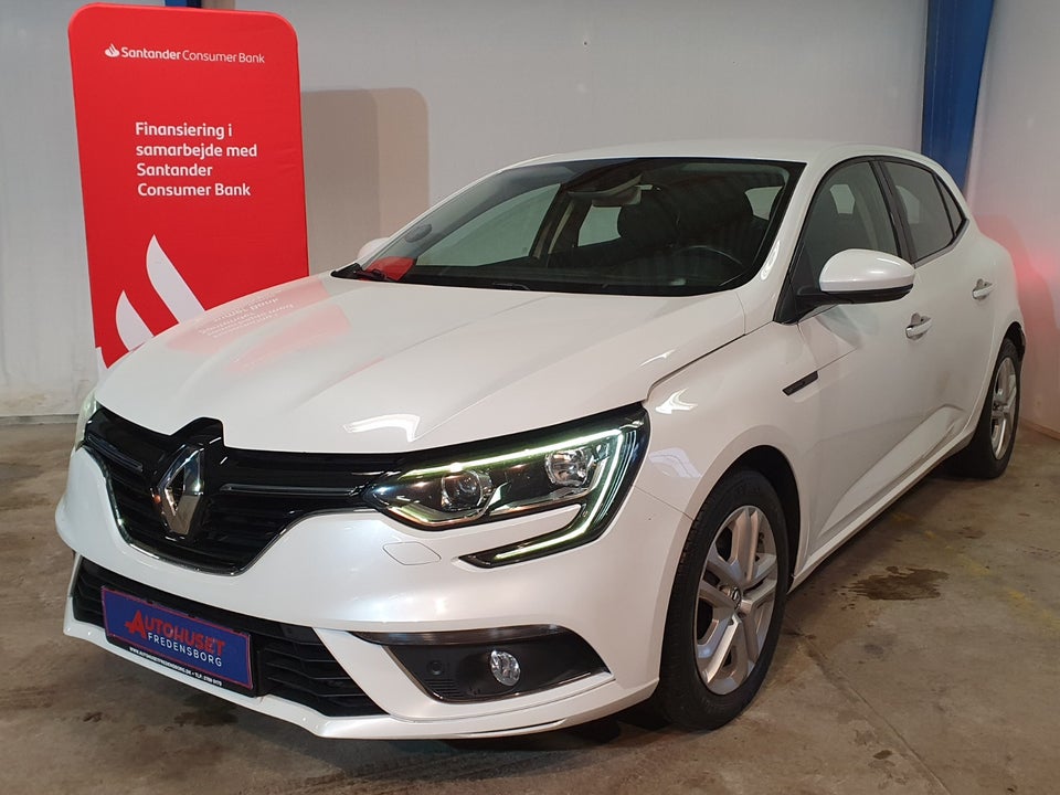 Renault Megane IV 1,2 TCe 130 Zen 5d