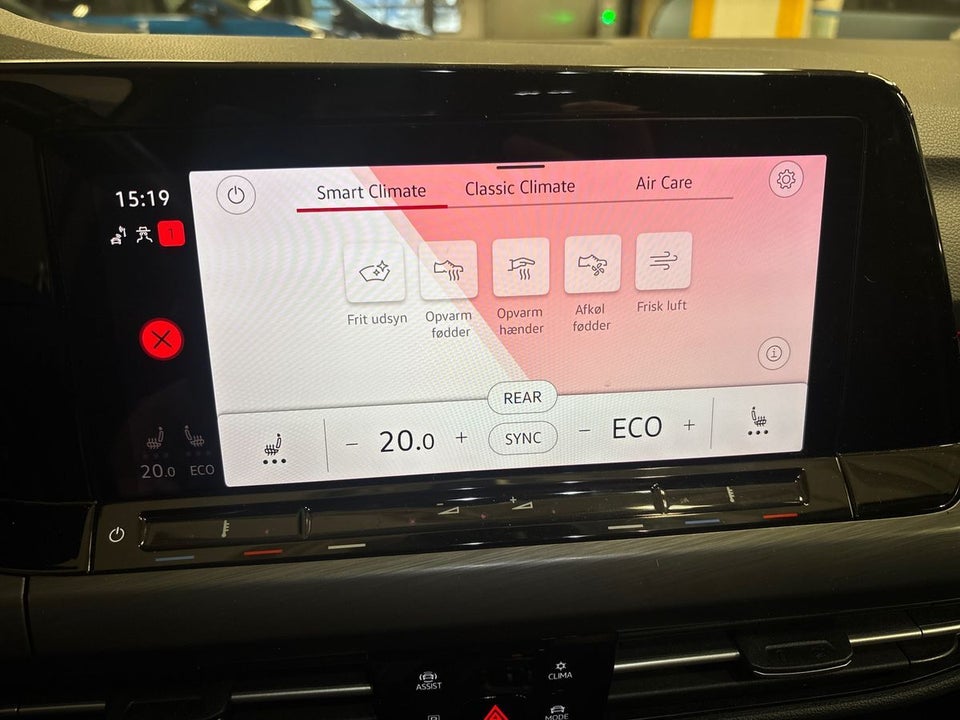 VW Golf VIII 1,4 eHybrid DSG 5d