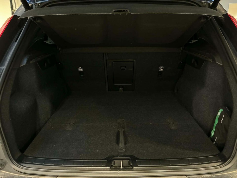 Volvo XC40 P6 ReCharge Plus 5d