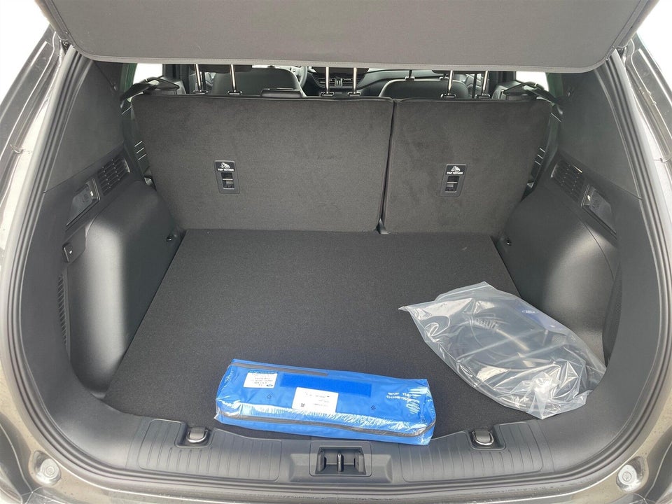 Ford Kuga 2,5 PHEV ST-Line X CVT 5d